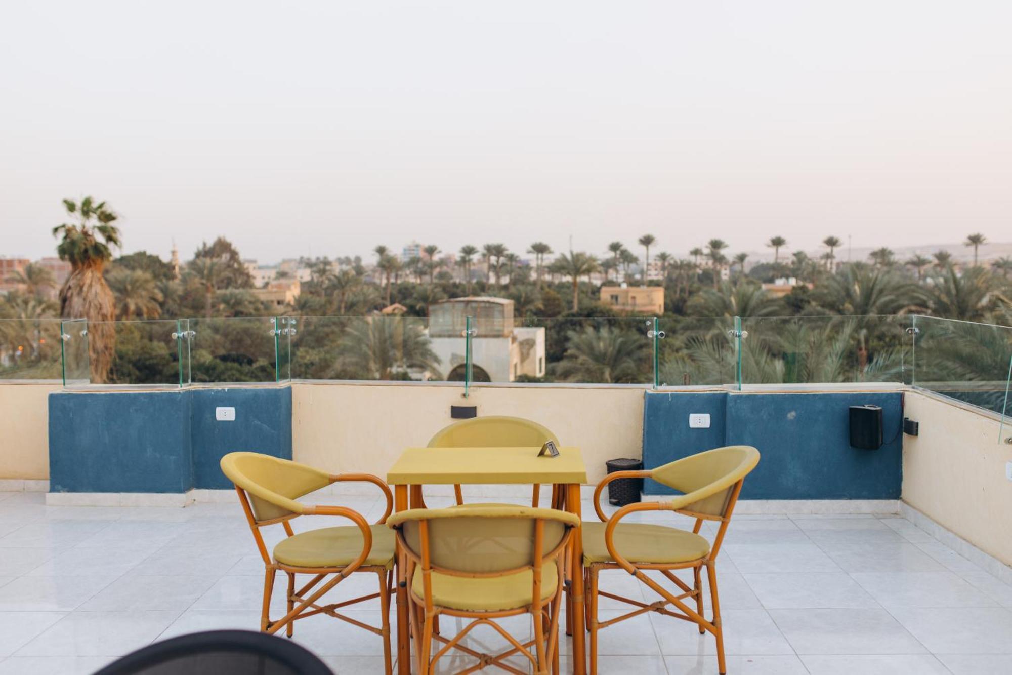 فندق Regent Pyramids View Kafret el-Gabal المظهر الخارجي الصورة