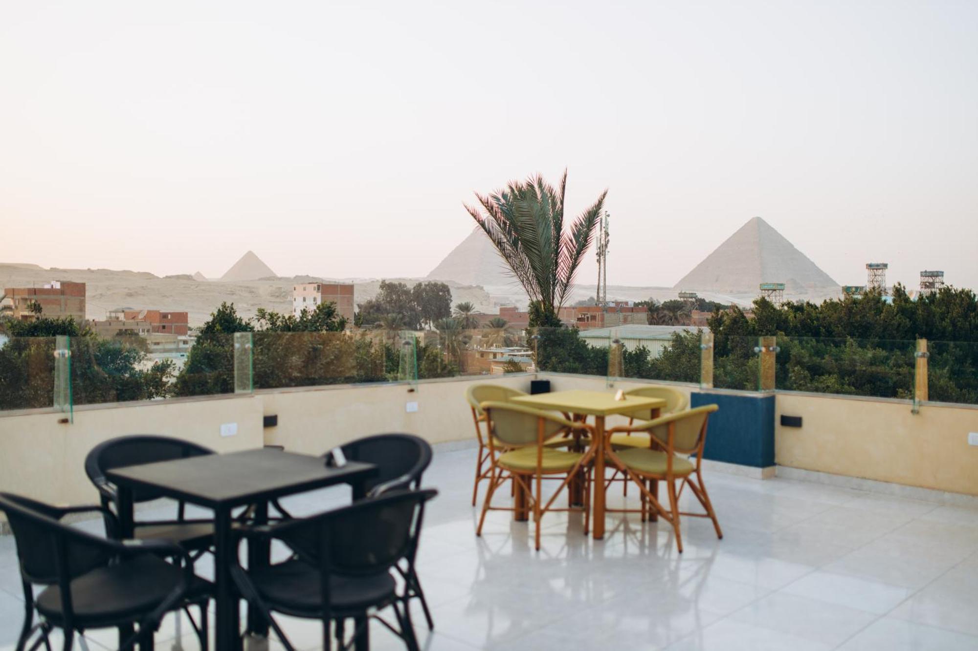 فندق Regent Pyramids View Kafret el-Gabal المظهر الخارجي الصورة