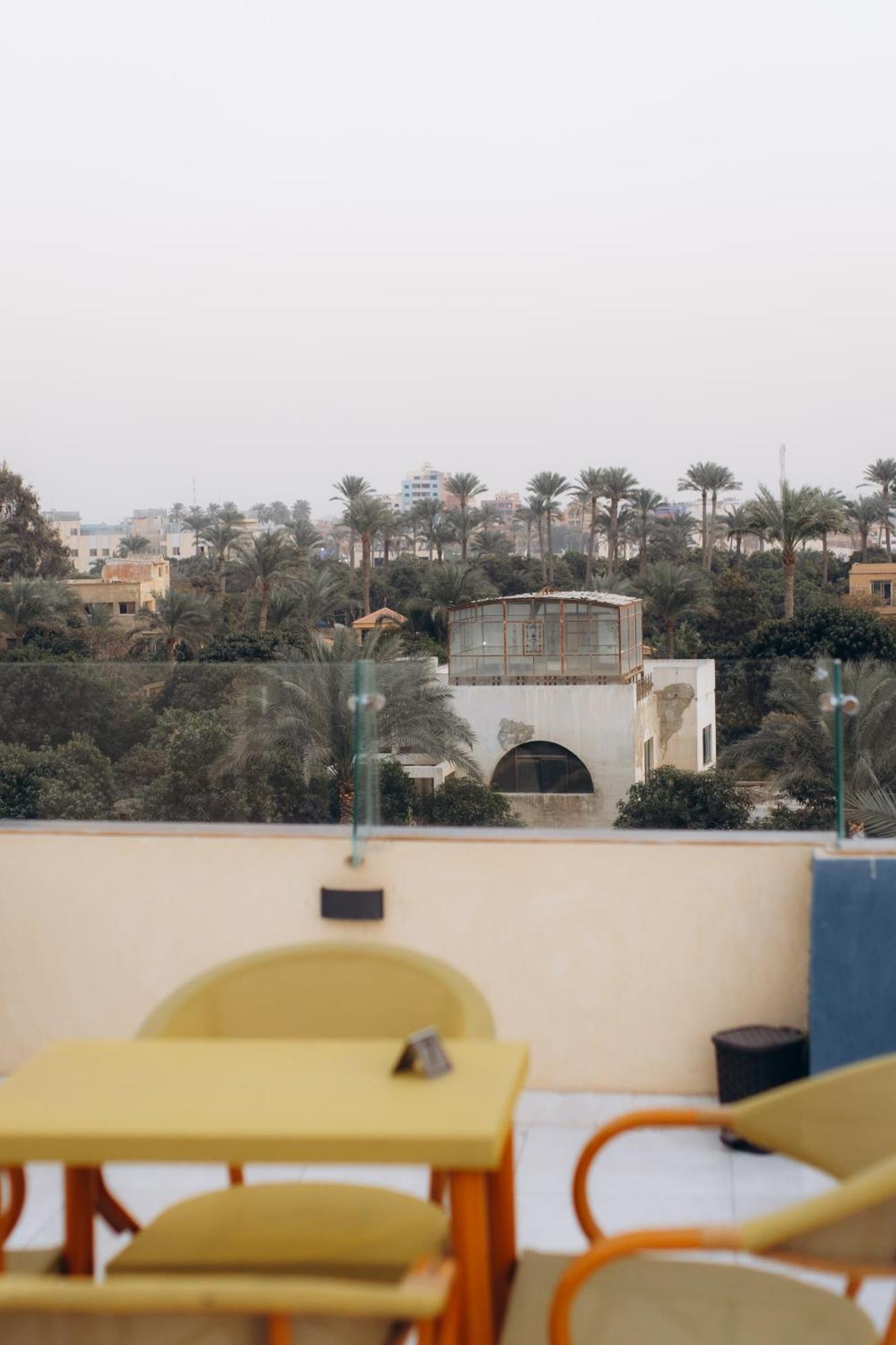 فندق Regent Pyramids View Kafret el-Gabal المظهر الخارجي الصورة